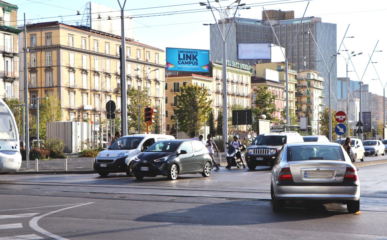 Medio e Grande Formato - Affissioni Pubblicitarie Napoli