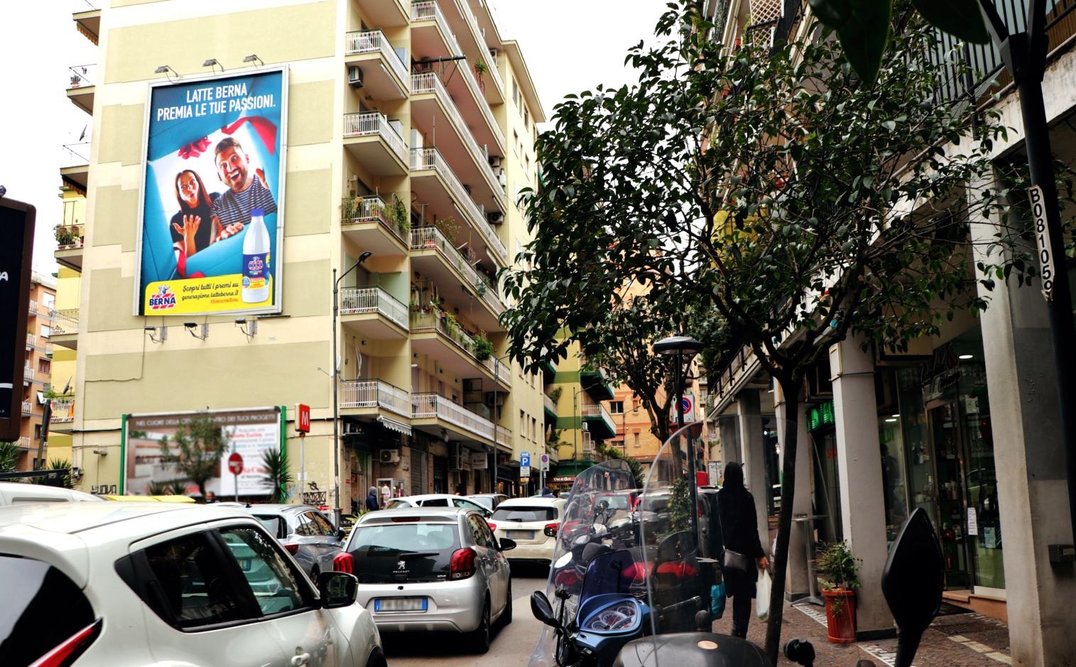 Medio e Grande Formato - Affissioni Pubblicitarie Napoli
