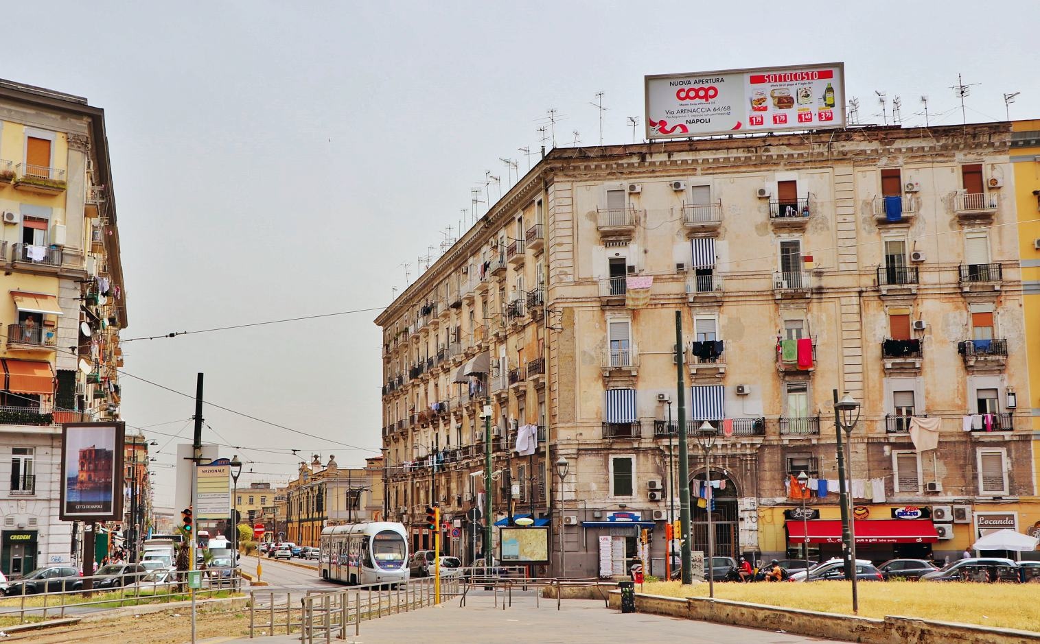 Medio e Grande Formato - Affissioni Pubblicitarie Napoli